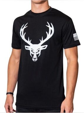 Bucked Up Deer Flag Graphic Tee Men’s Size Large